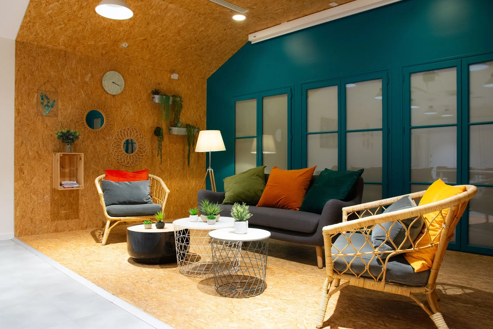 Hubsy Café & Coworking La Défense - Photo de l'espace hubsy-la-defense-cnit (source : Google)