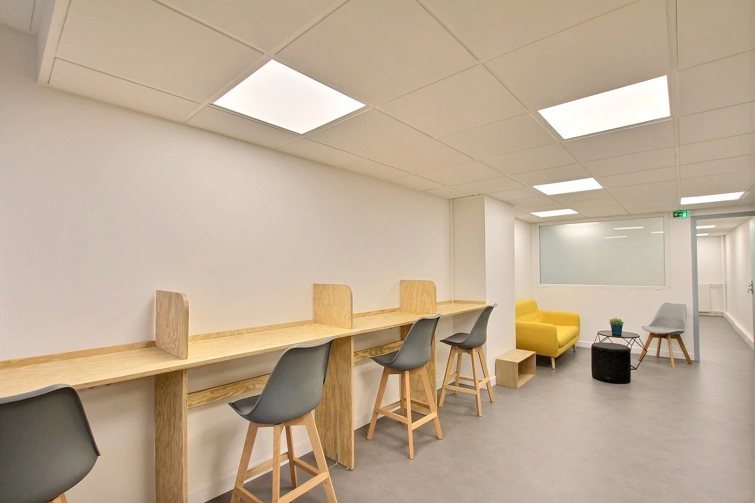 Urbandesk Colombes - Photo de l'espace urbandesk-colombes (source : Google)